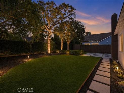 17951 Whitford Lane, Huntington Beach, CA