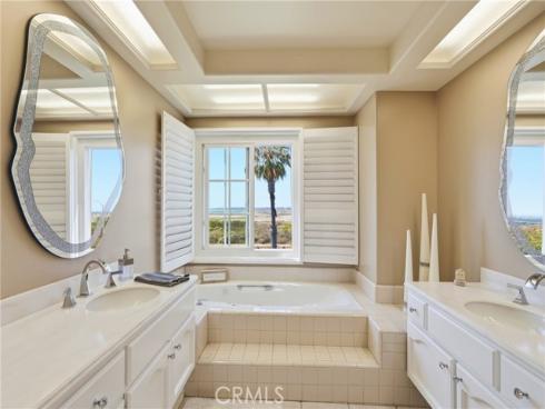 19225 Seabrook , Huntington Beach, CA