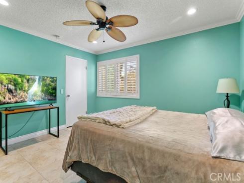 8877 Lauderdale 212B Court, Huntington Beach, CA