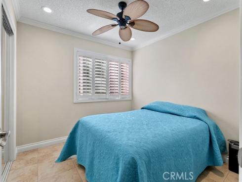 8877 Lauderdale 212B Court, Huntington Beach, CA