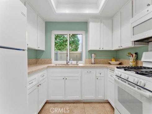 8877 Lauderdale 212B Court, Huntington Beach, CA