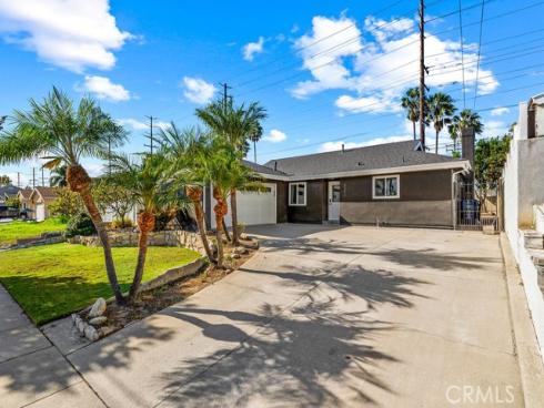 8351 Amsterdam Drive, Huntington Beach, CA