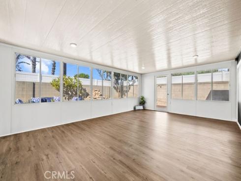 8351 Amsterdam Drive, Huntington Beach, CA