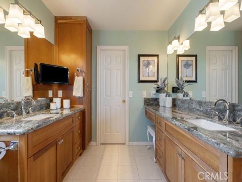 21892 Kaneohe , Huntington Beach, CA