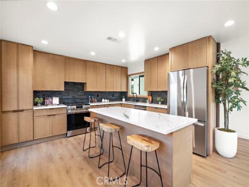 6841 Bonnie Drive, Huntington Beach, CA