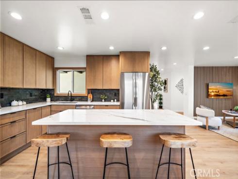 6841 Bonnie Drive, Huntington Beach, CA