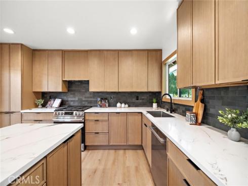 6841 Bonnie Drive, Huntington Beach, CA