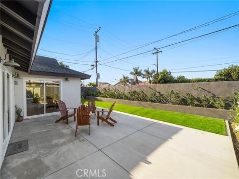 6841 Bonnie Drive, Huntington Beach, CA