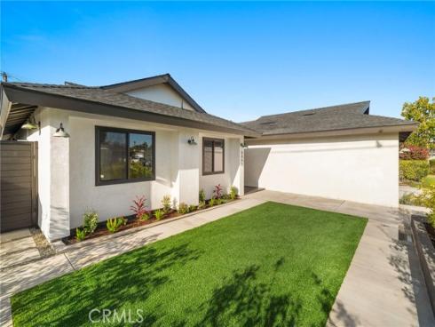 6841 Bonnie Drive, Huntington Beach, CA