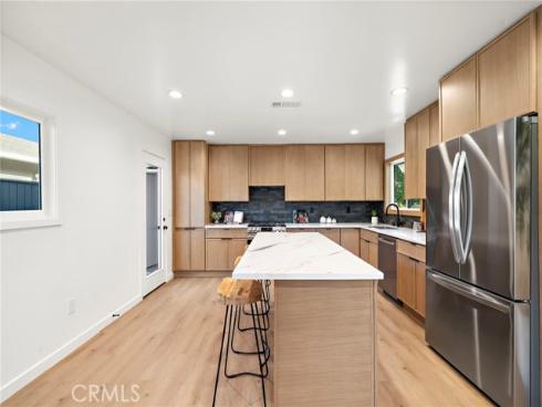 6841 Bonnie Drive, Huntington Beach, CA