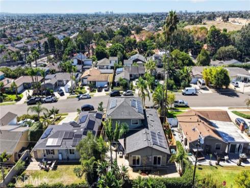 8281 Polk Circle, Huntington Beach, CA