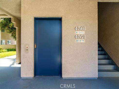 4561  Warner  , Huntington Beach, CA