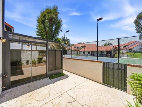 1409 Arch Lane, Huntington Beach, CA