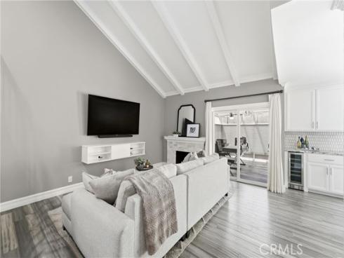 1409 Arch Lane, Huntington Beach, CA