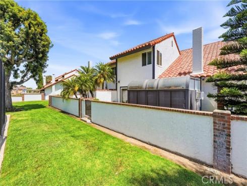 1409 Arch Lane, Huntington Beach, CA