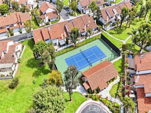 1409 Arch Lane, Huntington Beach, CA