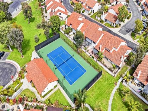 1409 Arch Lane, Huntington Beach, CA