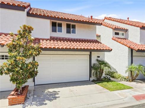 1409 Arch Lane, Huntington Beach, CA