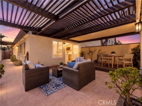 1810 Huntington Street, Huntington Beach, CA