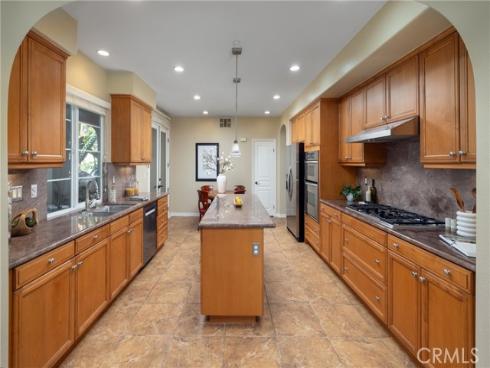 21245 Baeza , Huntington Beach, CA