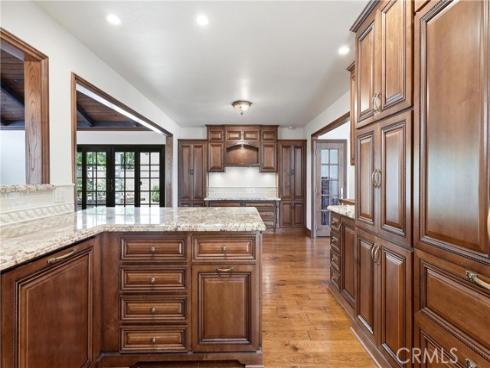 17771 Misty Lane , Huntington Beach, CA