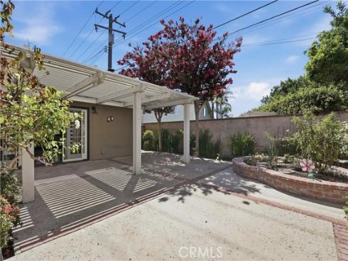 17771 Misty Lane , Huntington Beach, CA