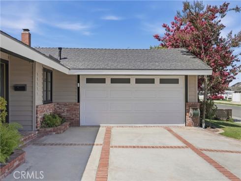 17771 Misty Lane , Huntington Beach, CA