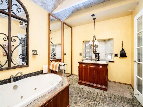 20161 Port Greenwich Lane, Huntington Beach, CA