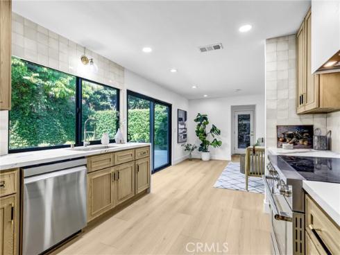 10091 Edye Drive, Huntington Beach, CA