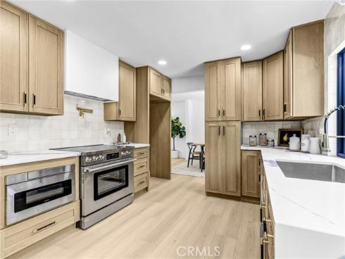 10091 Edye Drive, Huntington Beach, CA