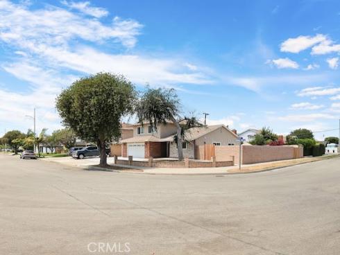 9451  Hyannis Port Dr  , Huntington Beach, CA