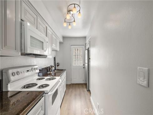 9741 Cornwall Drive, Huntington Beach, CA