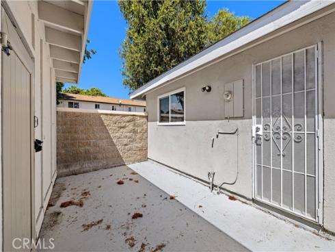 9741 Cornwall Drive, Huntington Beach, CA