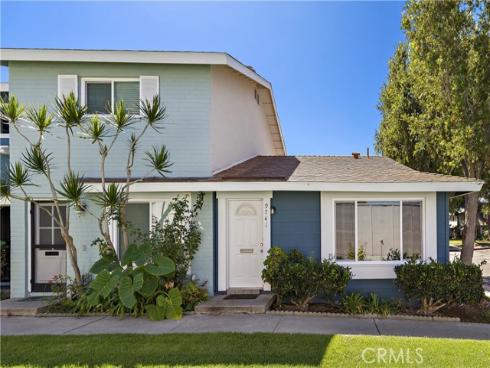 9741 Cornwall Drive, Huntington Beach, CA