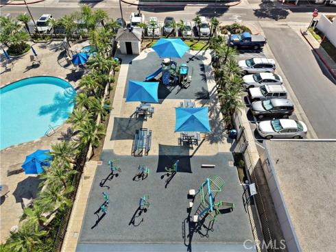 9741 Cornwall Drive, Huntington Beach, CA
