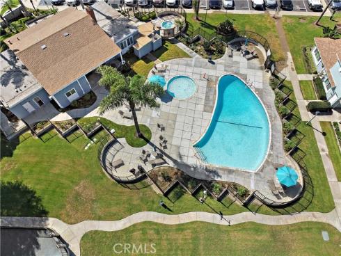 9741 Cornwall Drive, Huntington Beach, CA