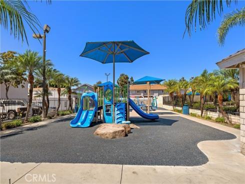 9741 Cornwall Drive, Huntington Beach, CA
