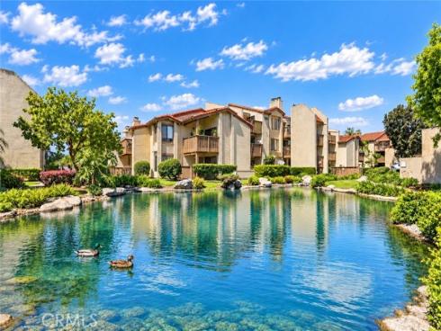 16581 Grunion 105 Lane, Huntington Beach, CA