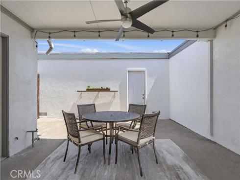 20244 Magnolia Street , Huntington Beach, CA