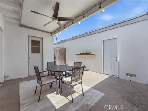 20244 Magnolia Street , Huntington Beach, CA