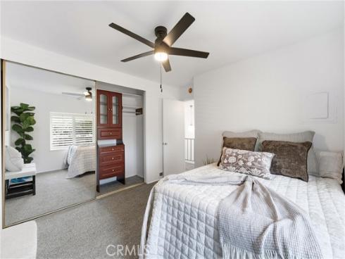 20244 Magnolia Street , Huntington Beach, CA