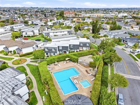 20244  Magnolia Street  , Huntington Beach, CA