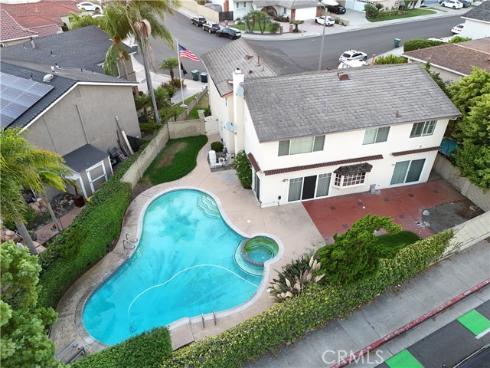 16452 Whittier Lane, Huntington Beach, CA
