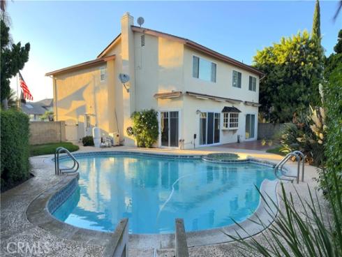 16452 Whittier Lane, Huntington Beach, CA