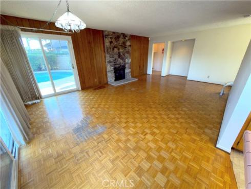 16452 Whittier Lane, Huntington Beach, CA