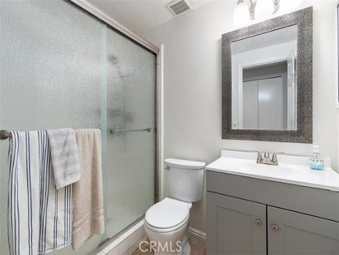 16960 Algonquin 103 Street, Huntington Beach, CA