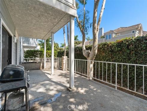16960 Algonquin 103 Street, Huntington Beach, CA