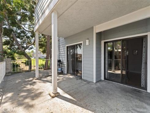 16960 Algonquin 103 Street, Huntington Beach, CA