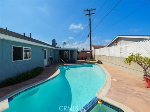 16281  Saratoga Lane  , Huntington Beach, CA