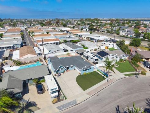 16281  Saratoga Lane  , Huntington Beach, CA